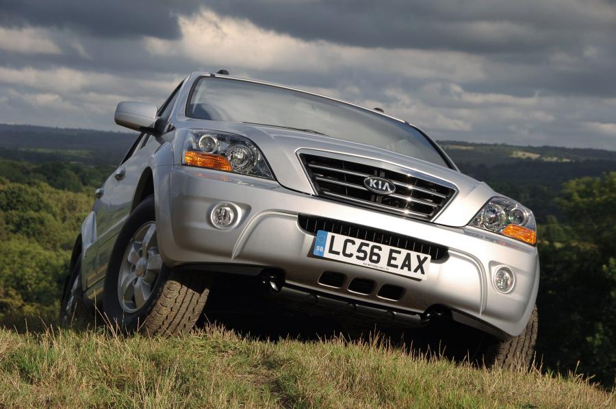  Kia Sorento 2006 года  (фото 9 из 57)